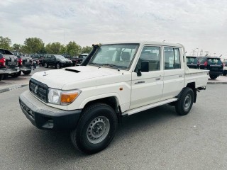 LANDCRUISER 4.5 MT DOUBLE CABIN PICK UP WHITE 2023 * EXPORT ONLY *