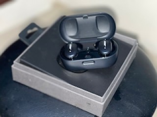 Bose Quiet Comfort Ultra Headphones(unwanted gift)