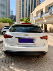 QX70 White Color Single owner for sale