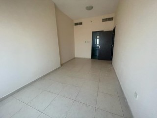 Spacious two bedroom Hall apartment with covered car parking avail