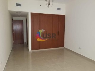 Ultimate convenience 1BHK Chiller FREE unit | 5 min to stadium met