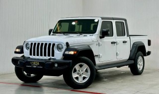 2020 Jeep Gladiator Sport, June 2026 Jeep Warranty, Low Kms, GCC