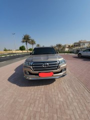 TOYOTA LANDCRUISER 2018 GXR, GCC specs. SERVICE CONTRACT AVAILABLE