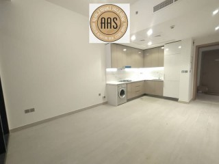 For rent: Apartment in the gym building, Al Rawda area Apartment d