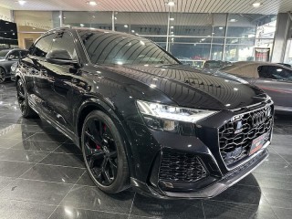 AUDI RS Q8, WARRANTY AND SERVICE FROM DEALER