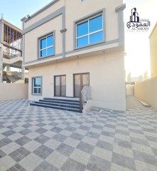 Villa for rent in Al-Rawda area, five bedrooms and a hall, 80,000