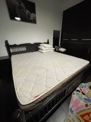 King Size Bed (Full Set)
