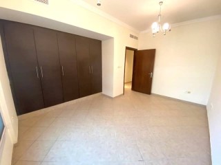 Spacious 1 BHk furnished apartment with balcony And Gym pull