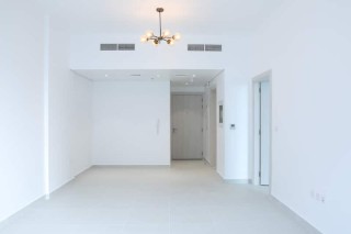 1 BHK FLAT IN JADDAF DIRECT FROM OWNER WITH POOL/GYM/GARDEN