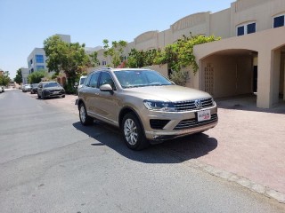 AED1595/month | 2018 Volkswagen Touareg 3.6L | GCC Specifications 