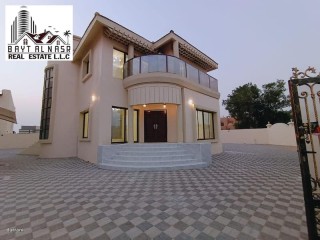 Spacious 4 Bedroom Hall Villa Available For Rent in Al-Mowaihat 3