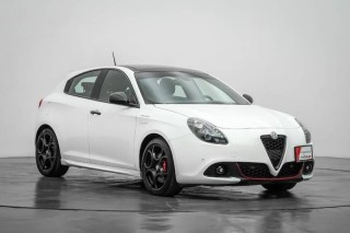 AED1200/month | 2021 Alfa Romeo Giulietta Veloce Rossa 1.8L | Warr