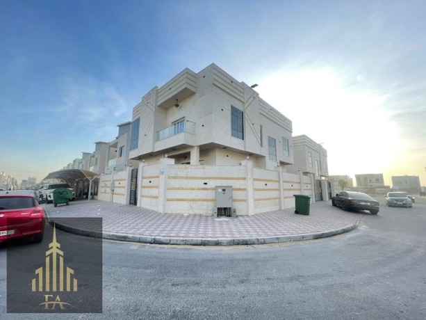 villa-availble-for-rent-5-bedrooms-with-majlis-hall-in-al-yasmeen-big-0