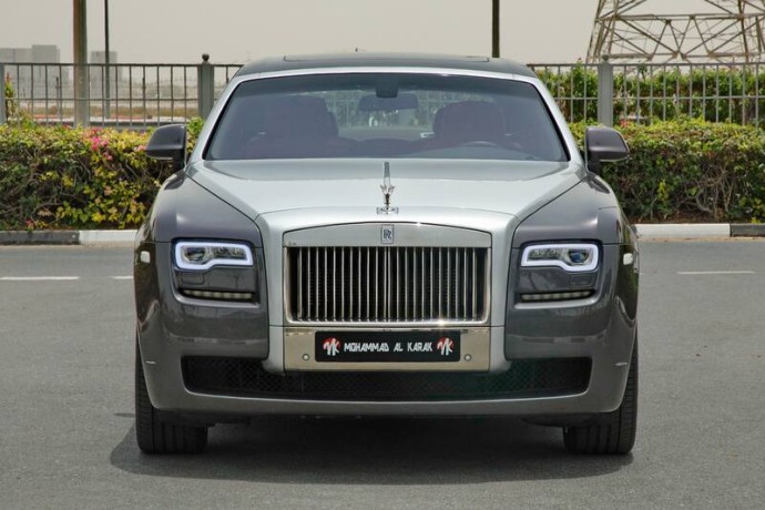 rolls-royce-ghost-2014-gcc-perfect-condition-with-low-mileage-70-big-0