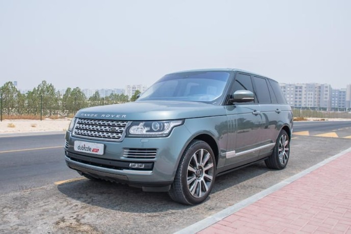 aed2408month-2016-land-rover-range-rover-vogue-se-50l-gcc-sp-big-0