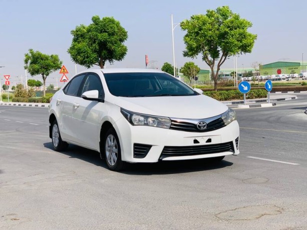 gcc-toyota-corolla-2015-16l-engine-with-1-year-warranty-available-big-0
