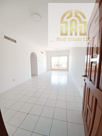 3-bed-room-hall-flat-with-free-1-month-rent-in-bur-dubai-al-rafa-a-big-0