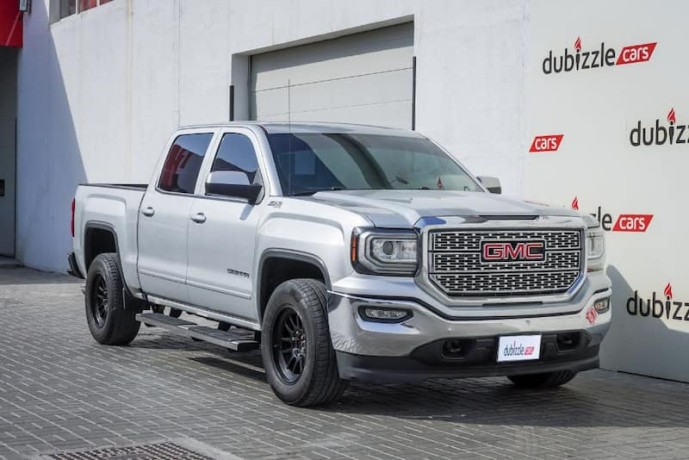 aed1033month-2017-gmc-sierra-53l-gcc-specifications-ref11-big-0