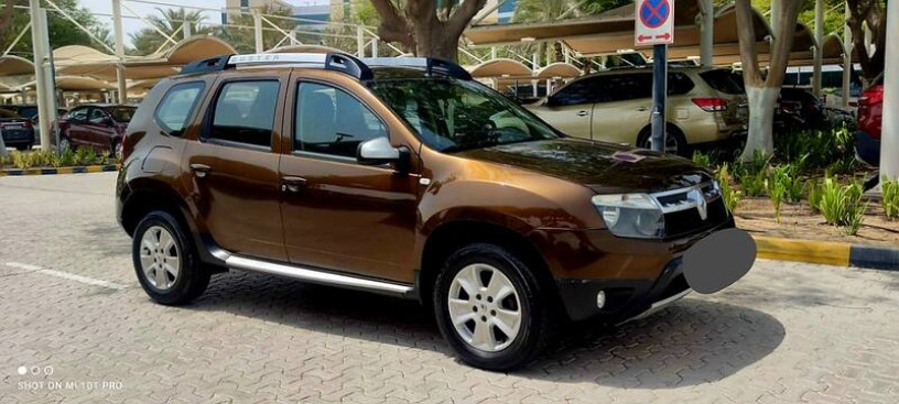 renault-duster-2015-gcc-only-115000-kms-perfect-condition-big-0