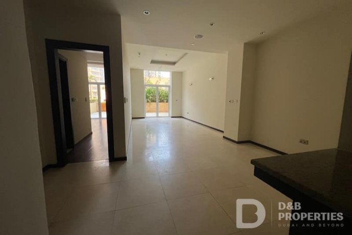 unfurnished-i-low-floor-i-spacious-apartment-big-1