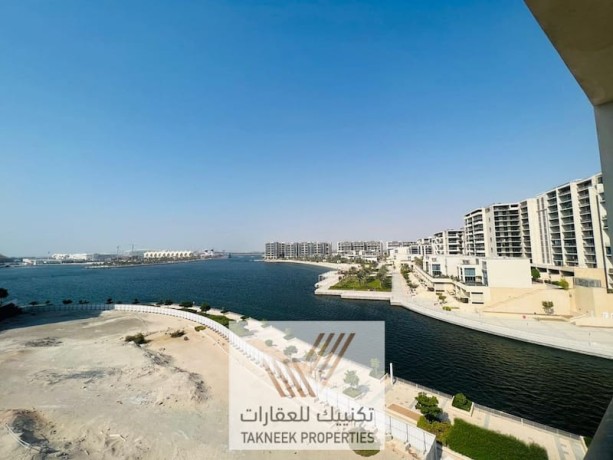 brand-new-building-spacious-2-bedrooms-with-maids-room-sea-vi-big-0
