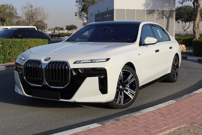 2023-bmw-740i-abu-dhabi-motors-agency-5-years-warranty-servi-big-0