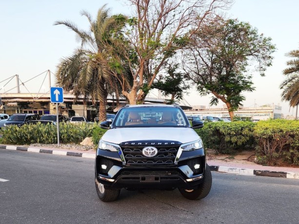 toyota-fortuner-4x4-4-cyl-23ft4h-27l-petrol-gcc-spec-brand-ne-big-0