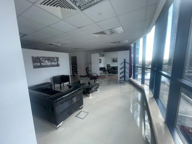 spacious-sheikh-zayed-rd-lobby-view-big-0